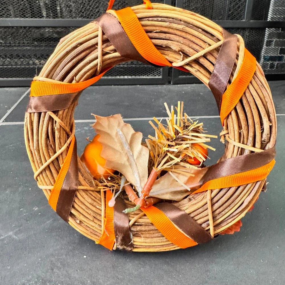 VTG Fall Harvest Mini Wreath Orange Pumpkins Pine Cone Autumn‎ Decor 6 Inch
